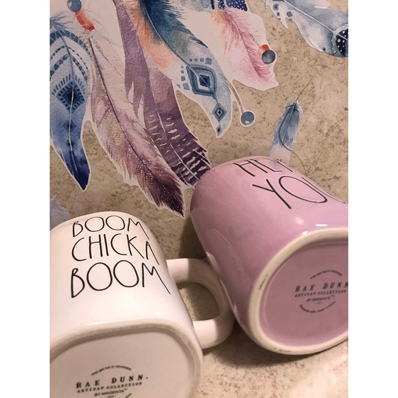 Rae Dunn Set of 2 Mugs - Picture 4 of 4